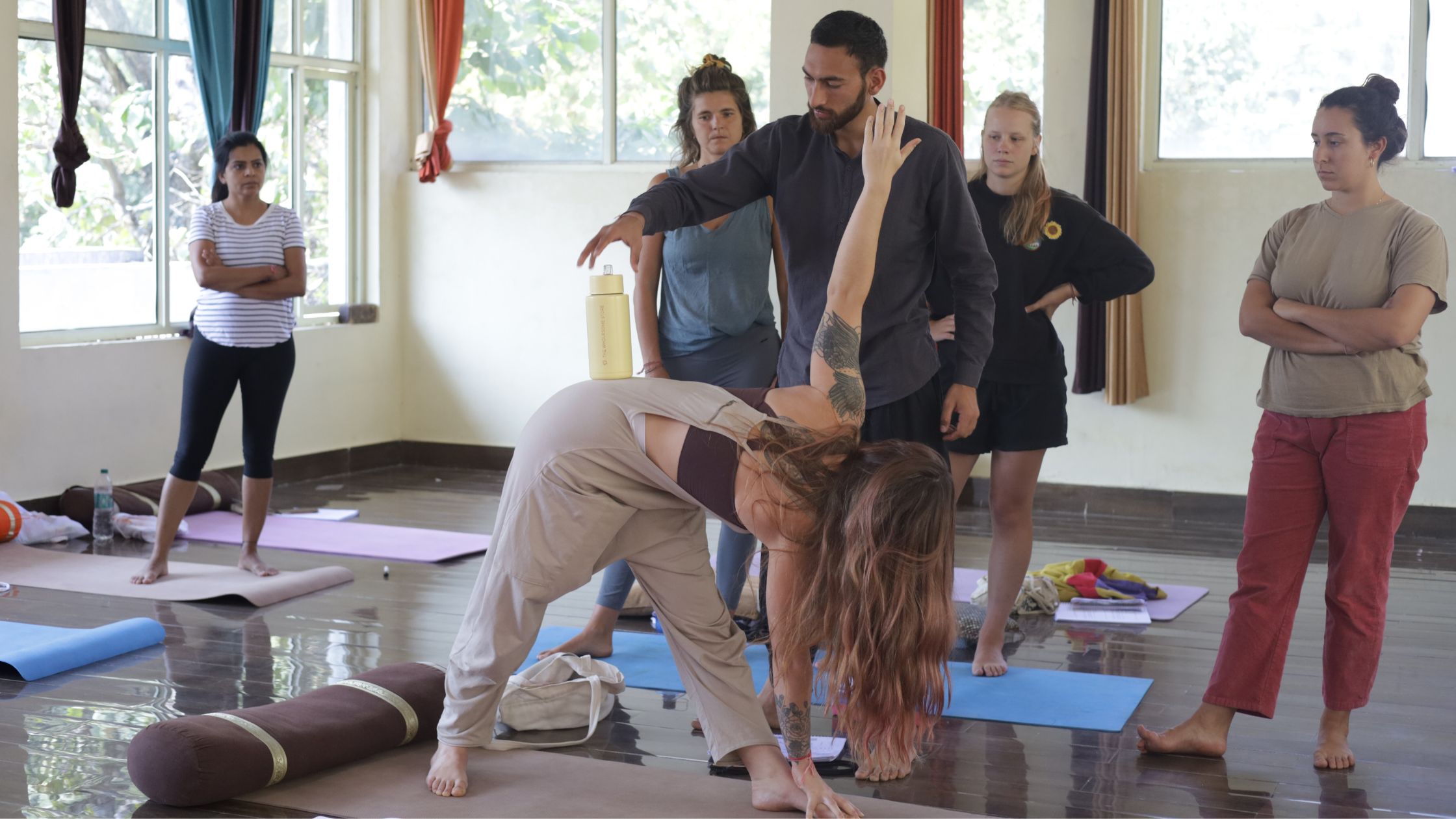 How Can I become an International Yoga Teacher in India?