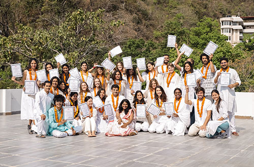 rishikesh yoga teacher training course